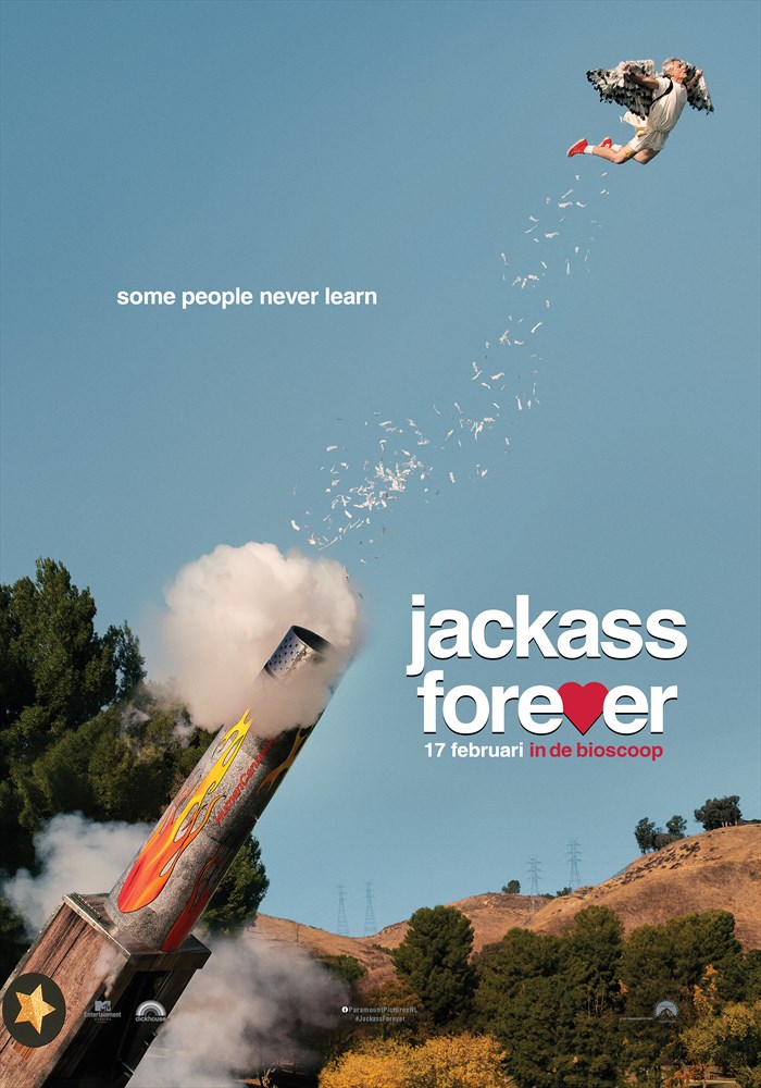 jackass-forever_33376_145481_ps.jpg